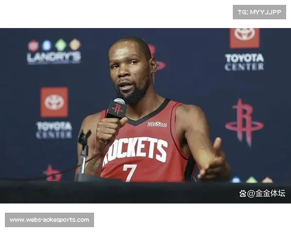 杜兰特火箭战袍重返俄城见证雷霆冠军庆典揭开新篇章